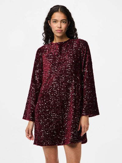 PcKam LS Back Bow Dress Tawny Port Sequins