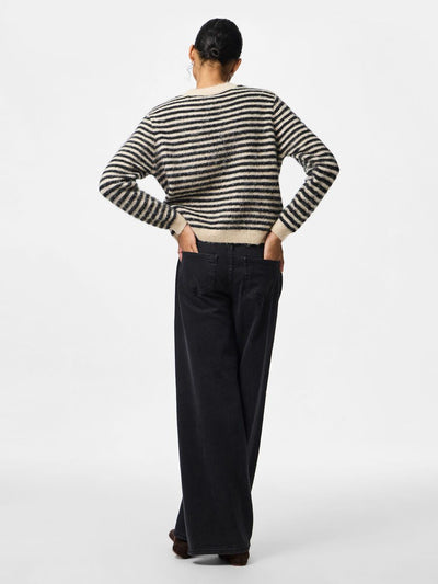 PcJada Knit Black Stripes J'adore
