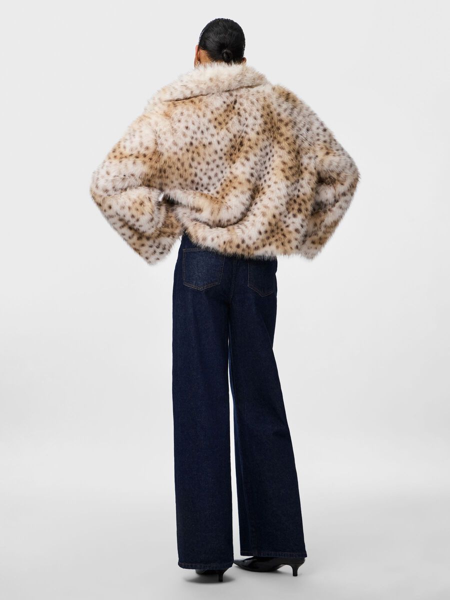 PcPlush Fluffy Jacket Cloud Dancer/Leo