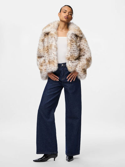 PcPlush Fluffy Jacket Cloud Dancer/Leo