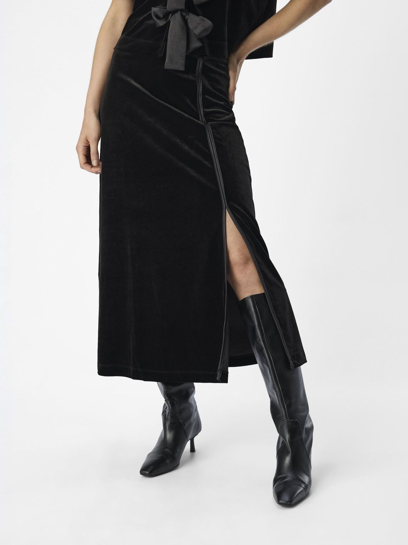 ObjDit Black HW Long Skirt