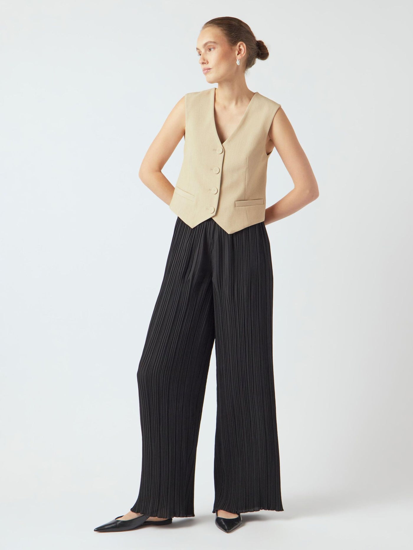 YasPhilina HW Trousers Black