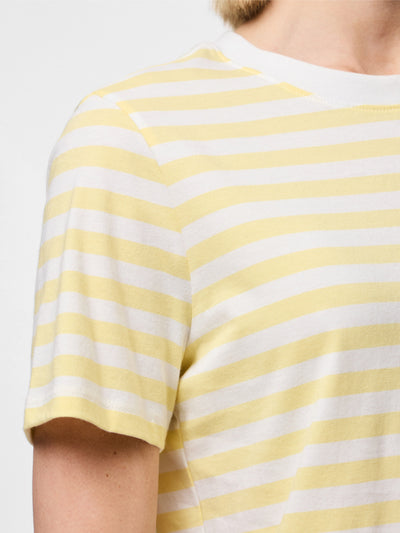 PcRia SS Bold Stripe Tee Pale Banana