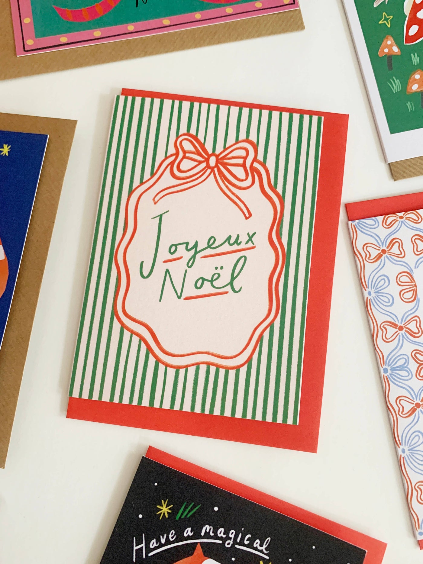 Joyeux Noel Regency Bow Border