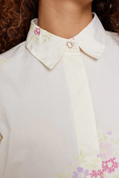 NuAri Shirt White Embroidery