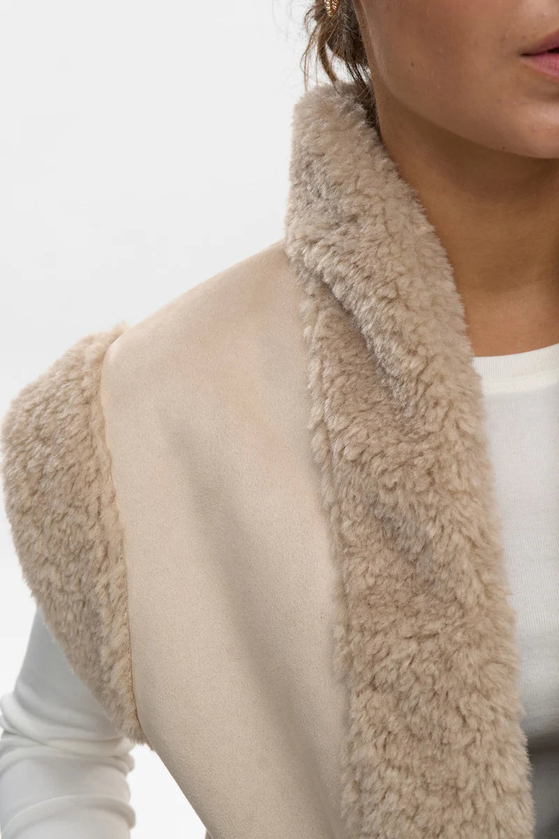 NuElliot Fur lined Gilet