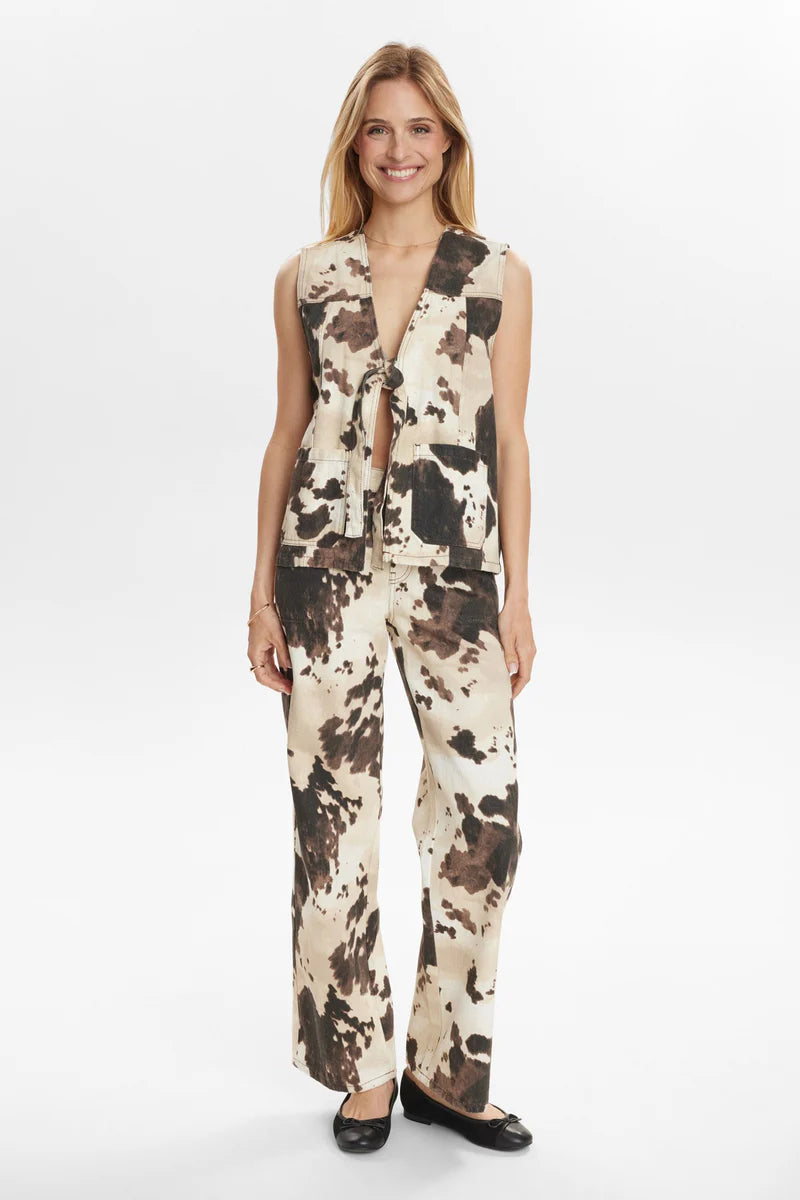 NuIvy Vest Cow Print