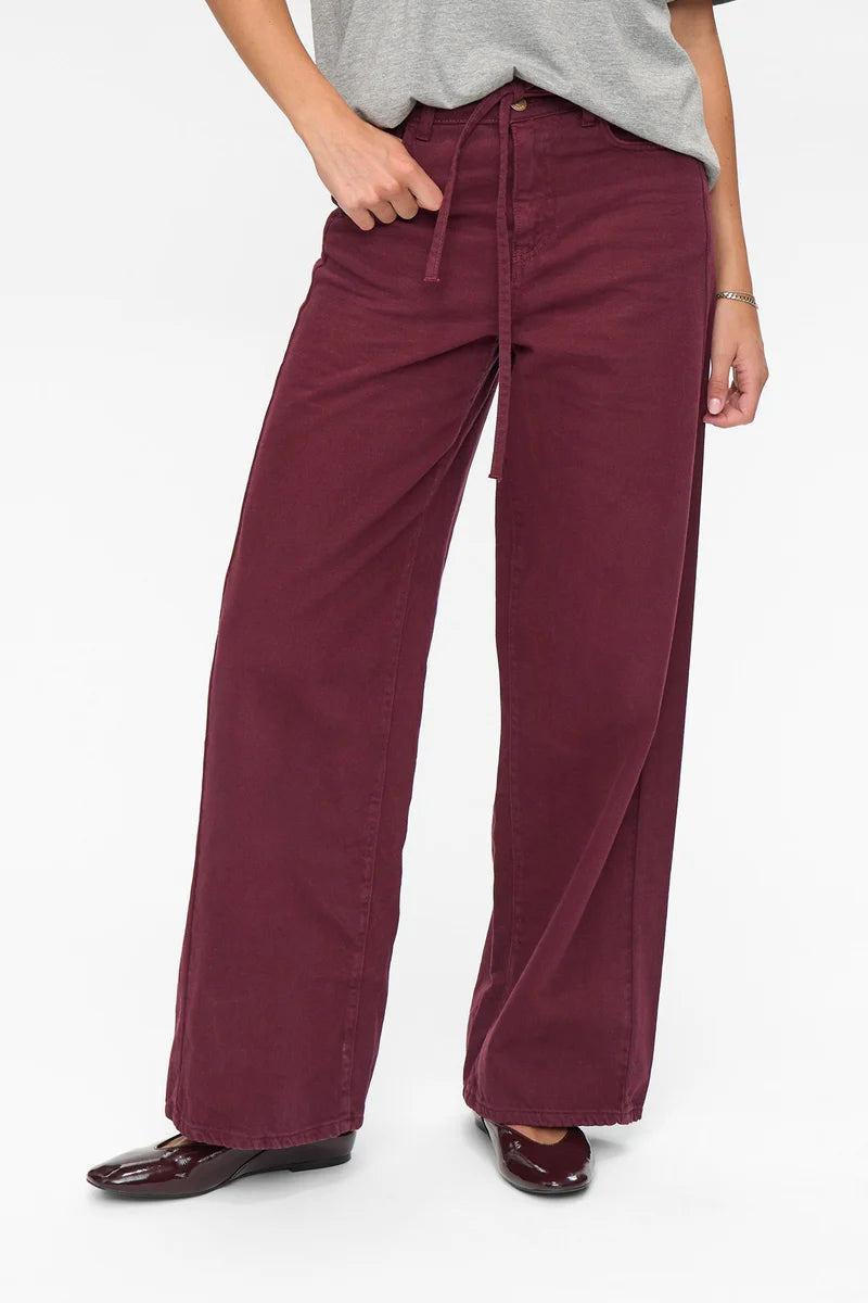 NuBrooklyn Jeans Wine