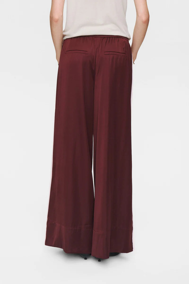 NuSantina Satin Trousers