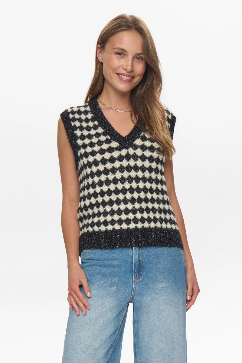 NuBila Knit Vest Caviar