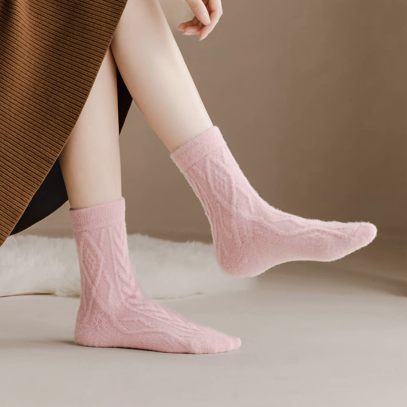 Women's Winter Wool Socks - Thick Cable Knit Warm Socks: Pink