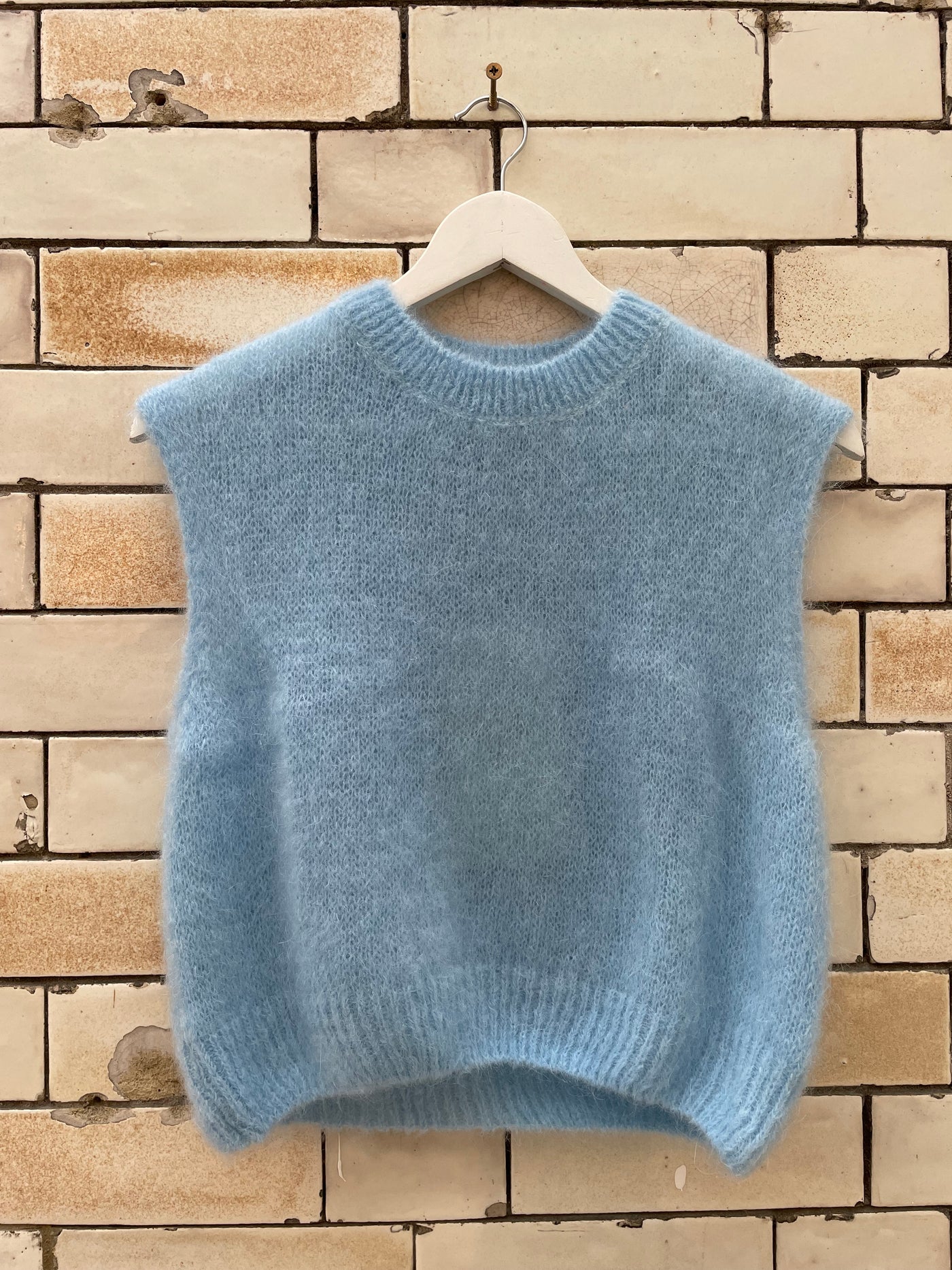 Mohair Cropped Vest - Light Blue