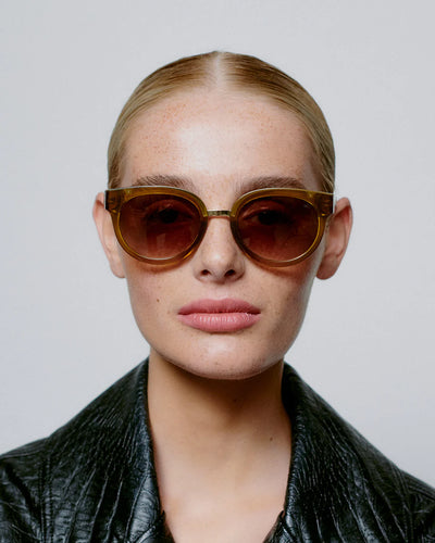 Jolie Smoke Transparent Sunglasses