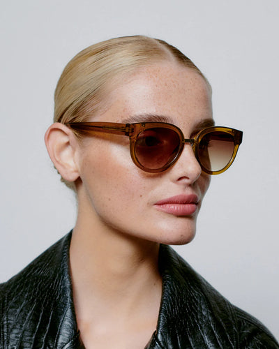 Jolie Smoke Transparent Sunglasses