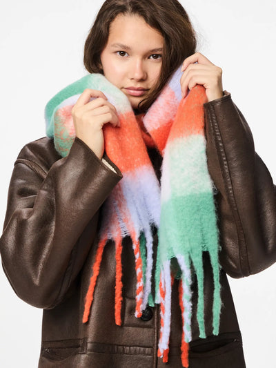 PcBea Narrow Long Scarf Baby Lavender Square