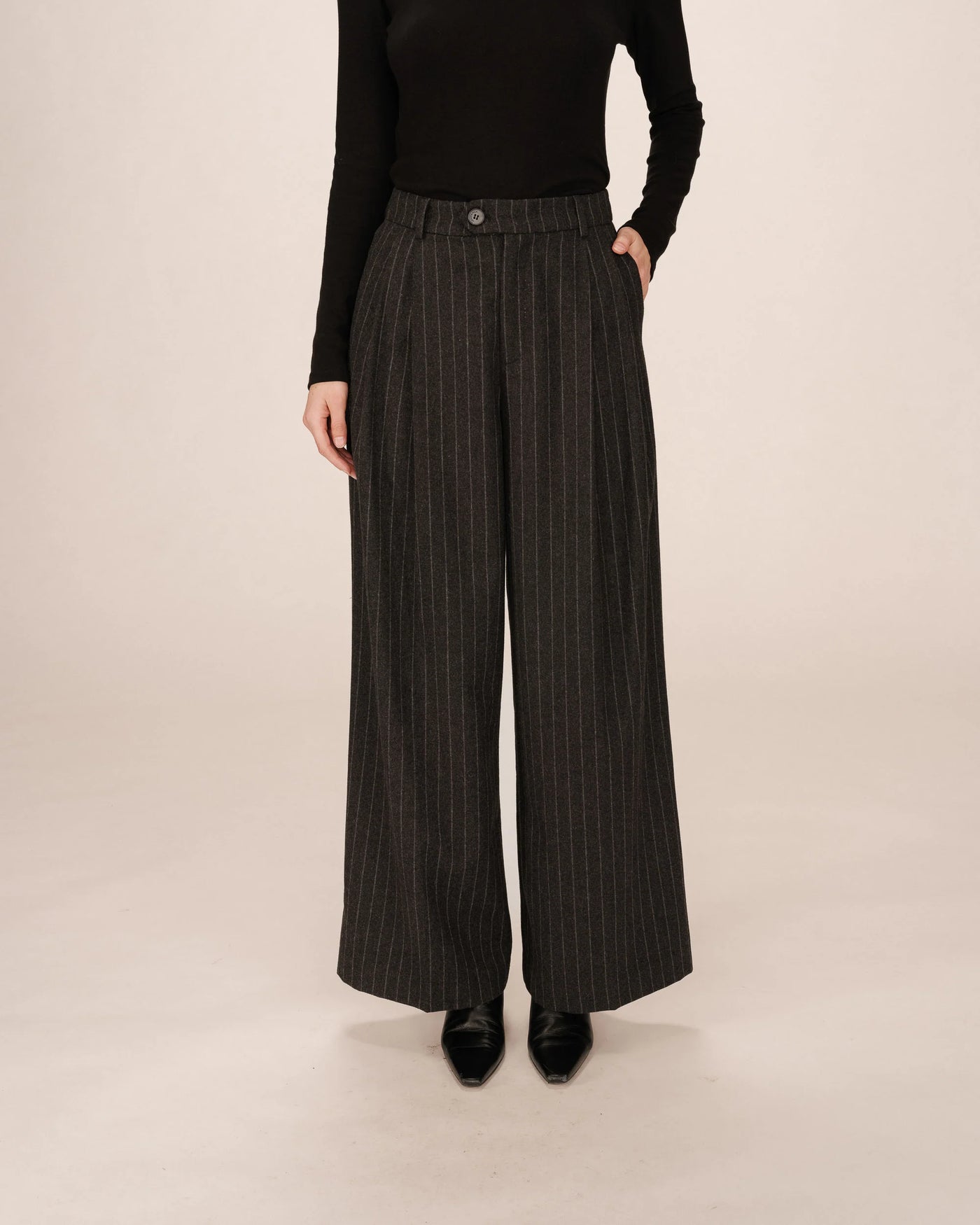 Senna Trousers Grey Pinstripe