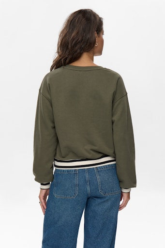 NuTada Sweatshirt Grape Leaf