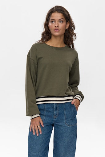 NuTada Sweatshirt Grape Leaf