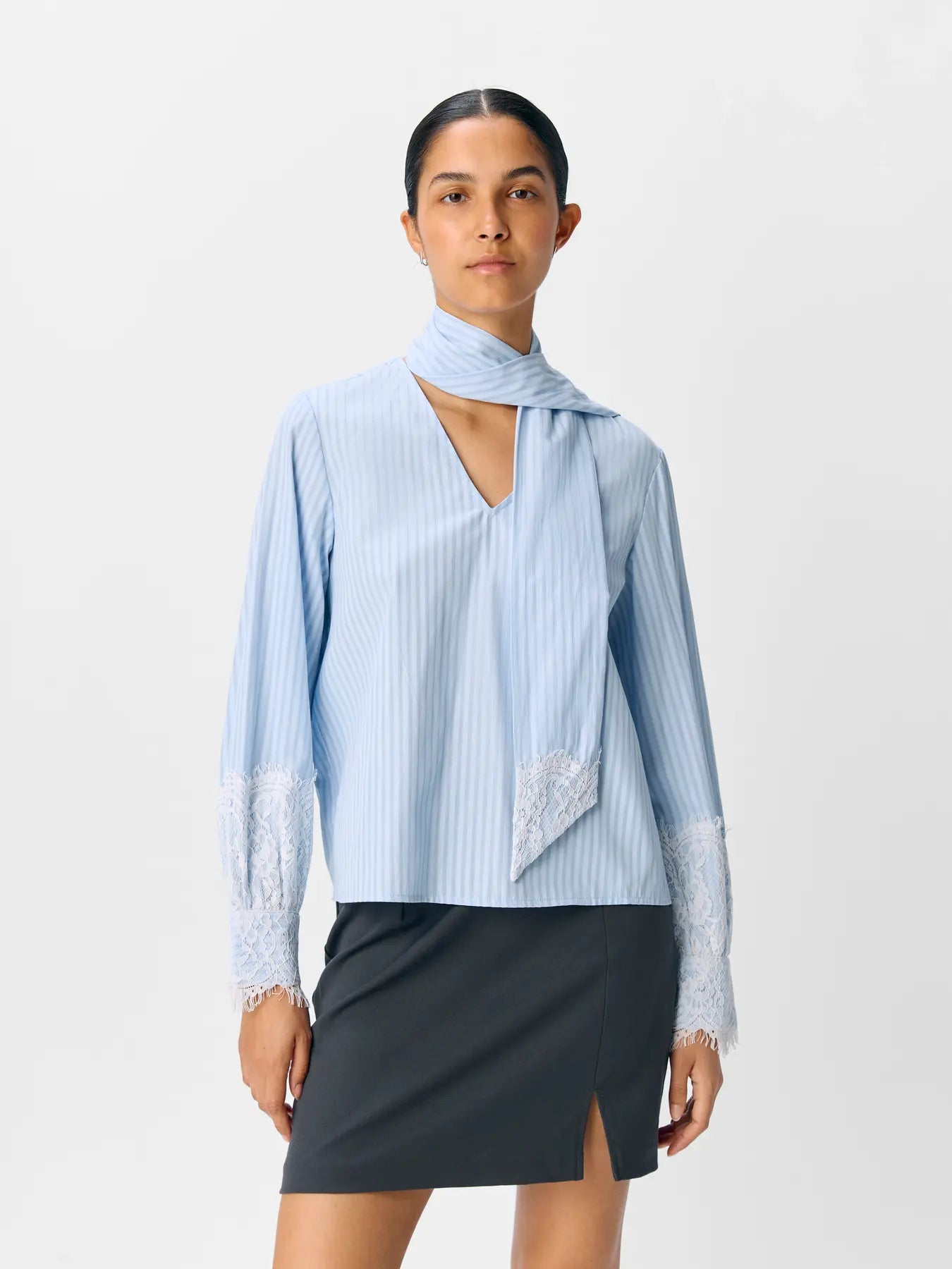 ObjAli Bow Shirt Blue/White