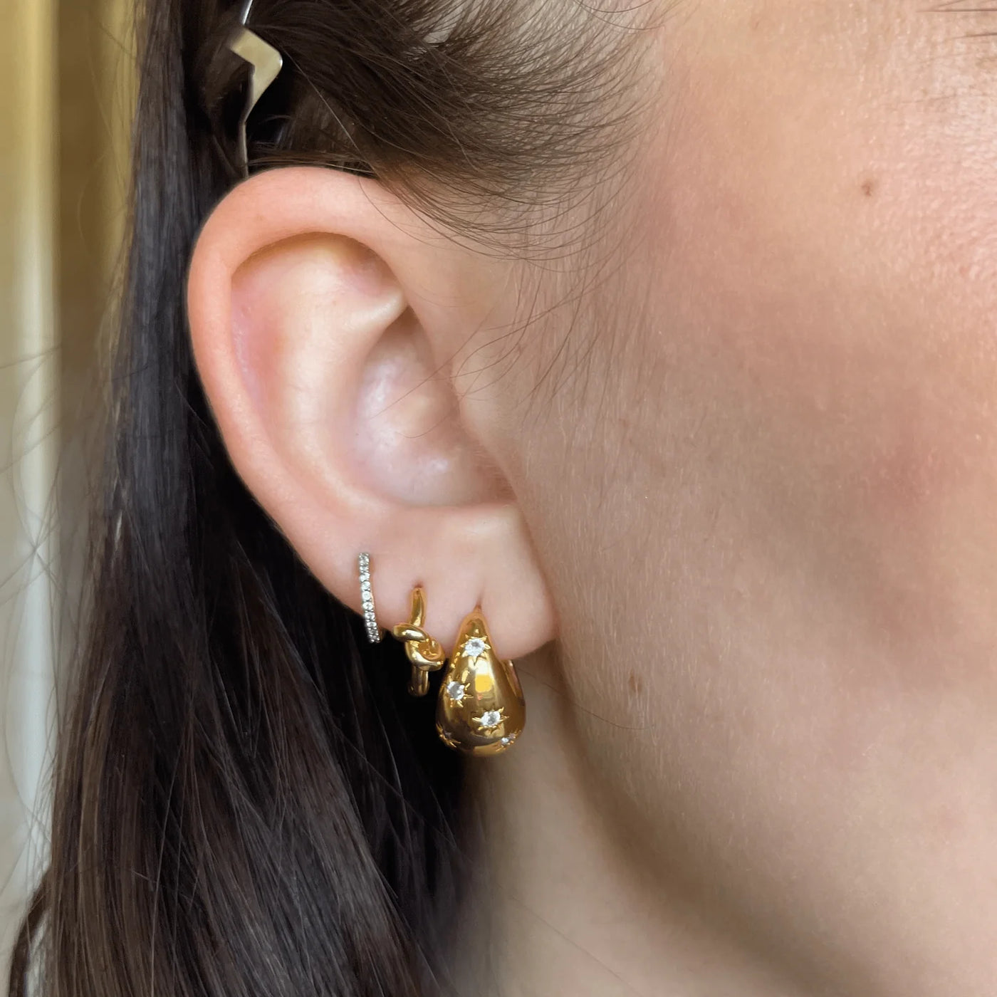 Tapered Crystal Starburst Hoop Earrings (medium)